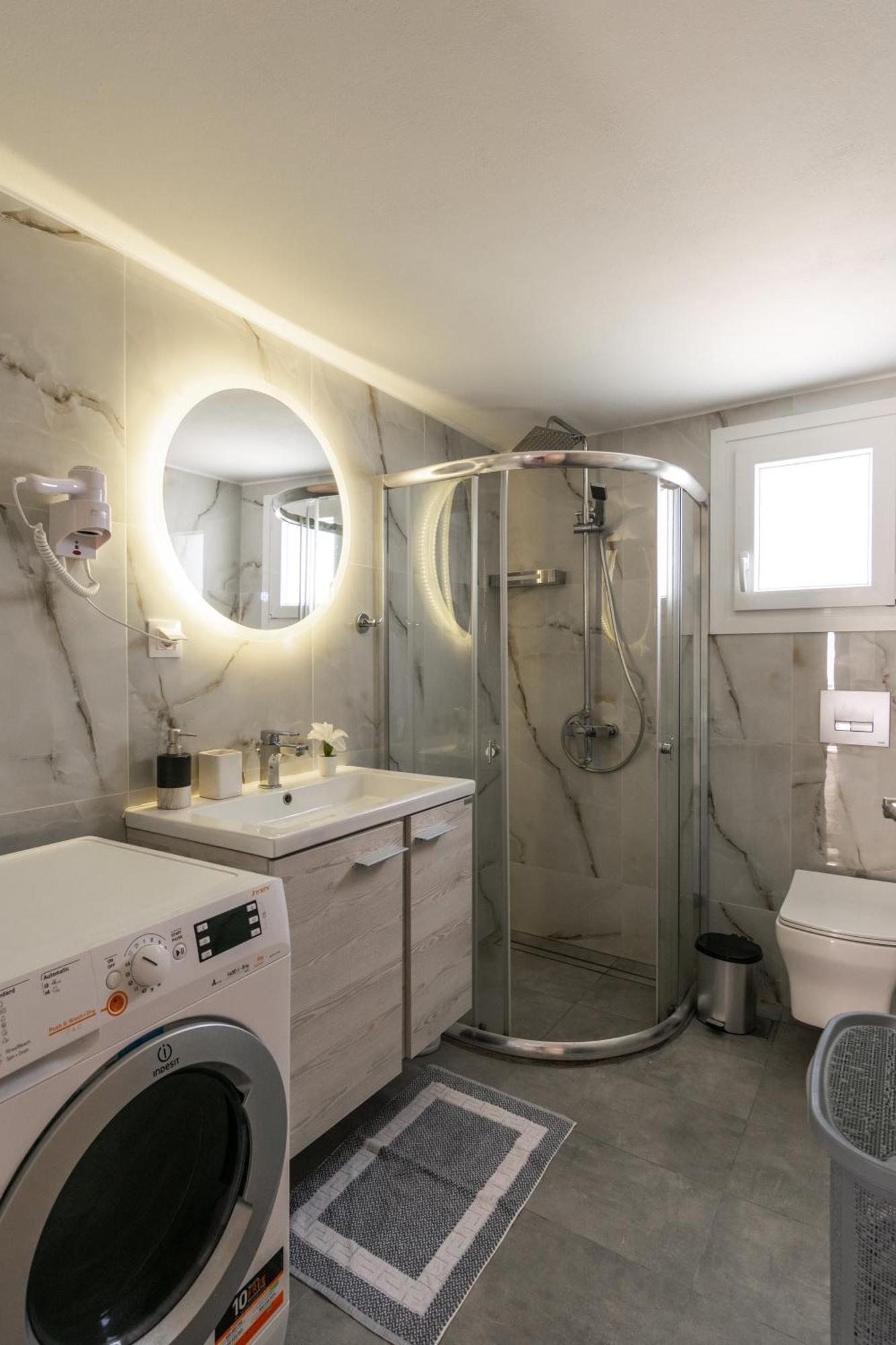 Balliu Apartment Triovasálos Екстериор снимка